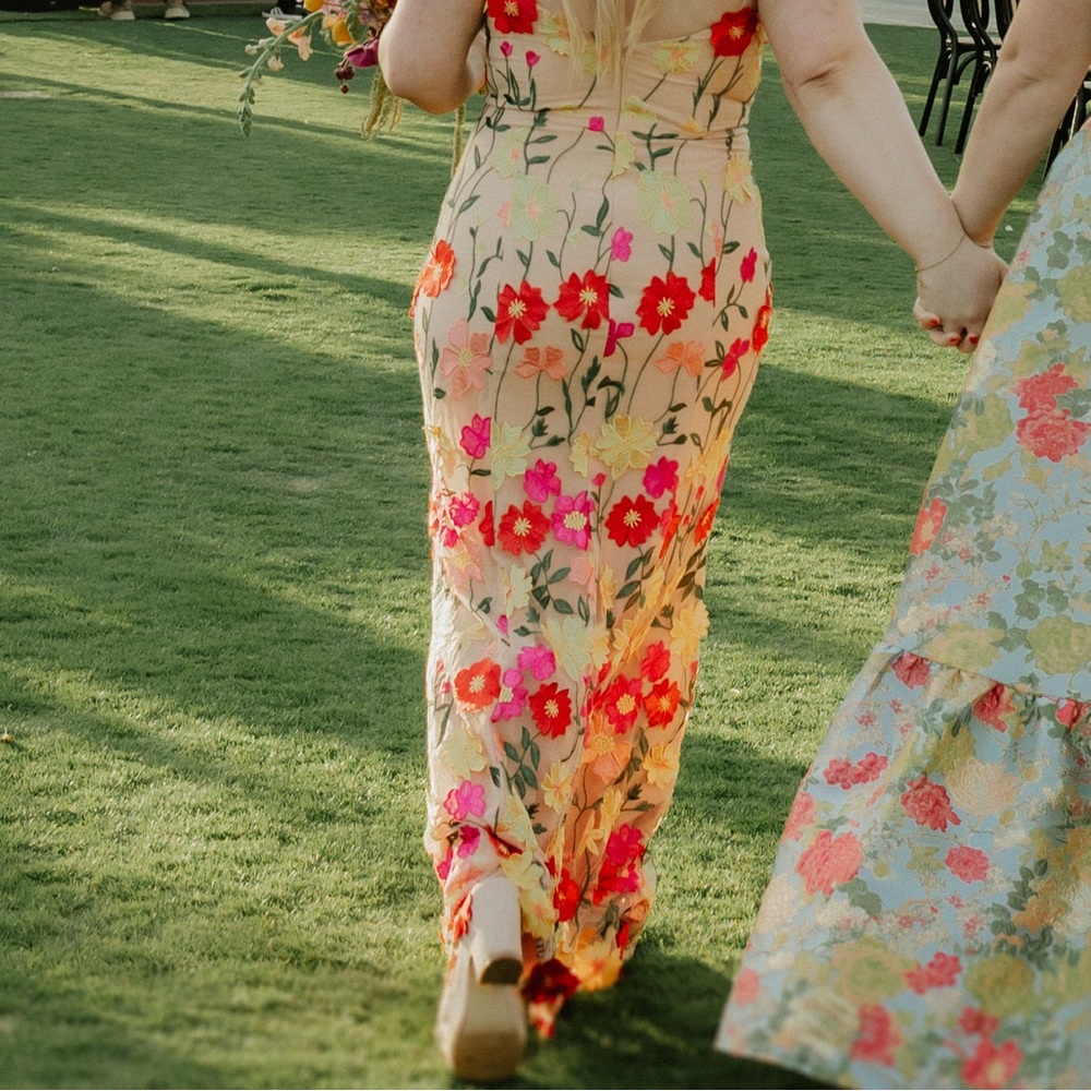 Arlene Embroidered Floral Evening Gown from Saks - Picture 8 of 10